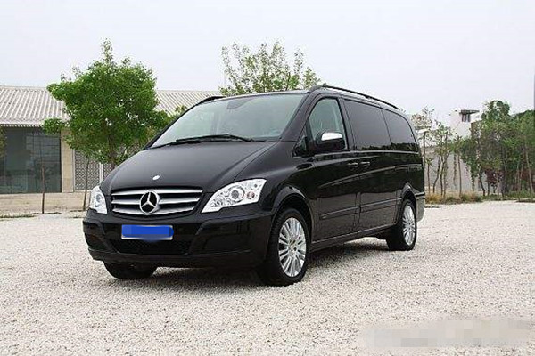 北京租车奔驰V260(6座)商务车租车价格是是多少? 北京租车奔驰V260(6座)商务车租车价格是是多少?