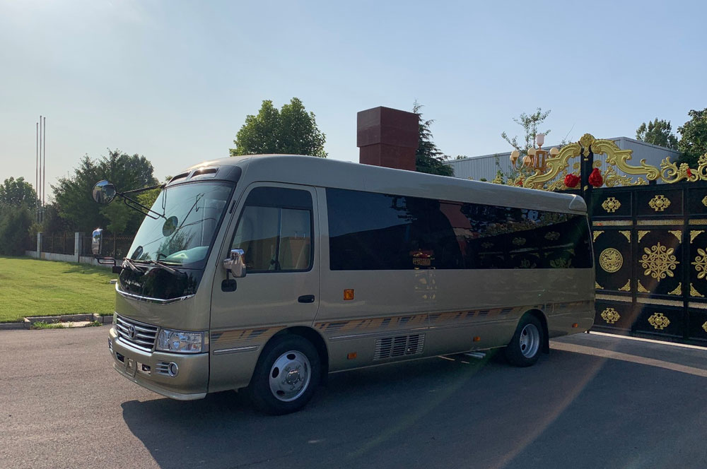 20个人可以租什么车?租20座车多少钱一天? 20个人可以租什么车?租20座车多少钱一天?