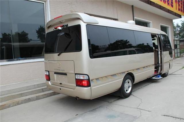 为什么领导出行大都首选丰田考斯特小巴,它的优点你知道吗? 为什么领导出行大都首选丰田考斯特小巴,它的优点你知道吗?