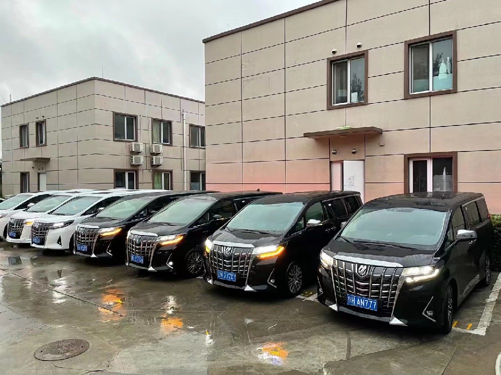 北京汽车租赁-北京租大巴车需要注意的问题