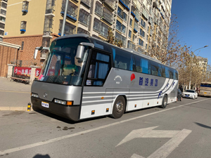 旅游大巴车55座租一天多少钱? 旅游大巴车55座租一天多少钱?